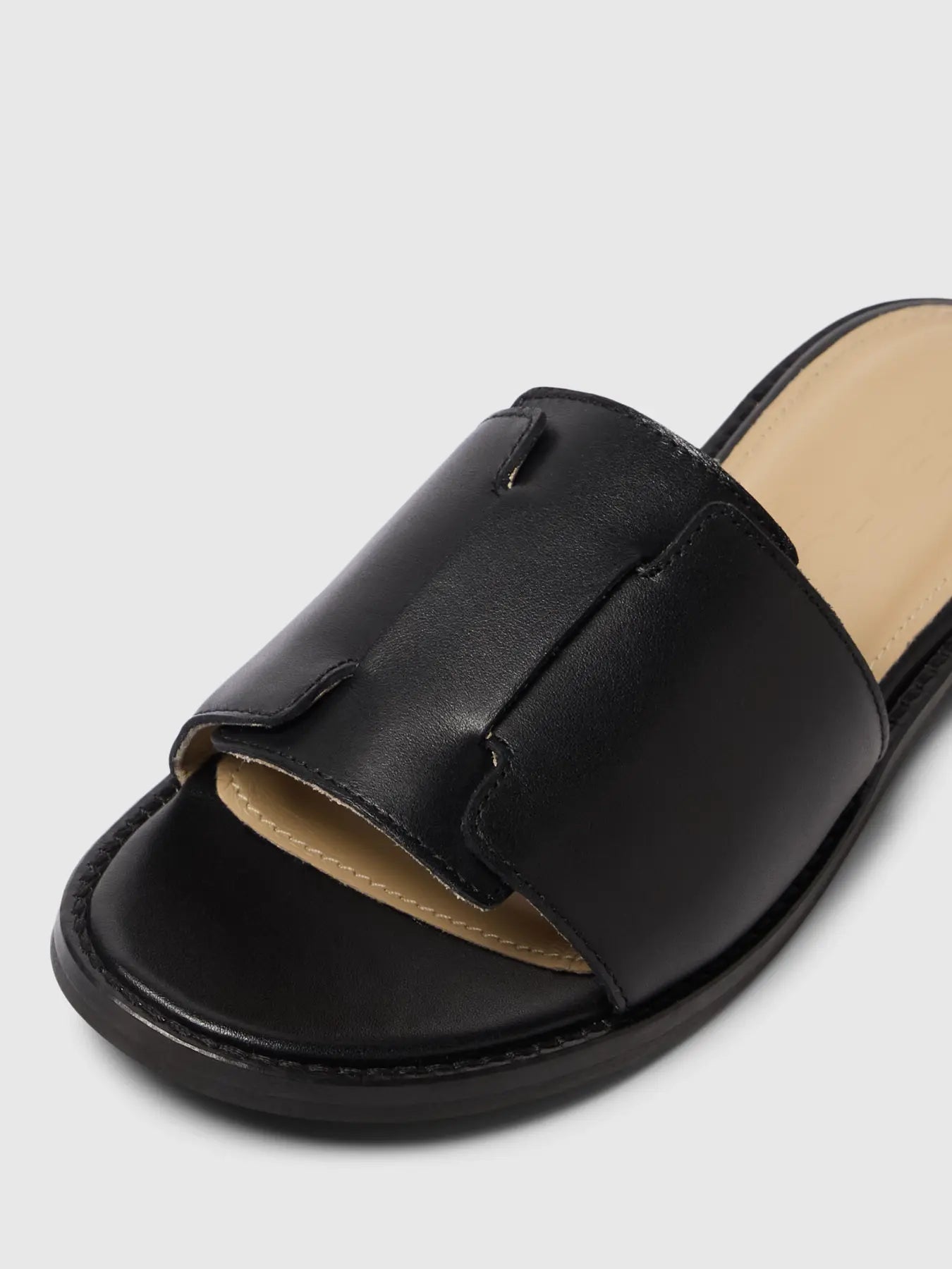 Isabella Leather Slider - Svart