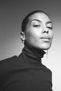 The Long Pearl Earrings - Cream