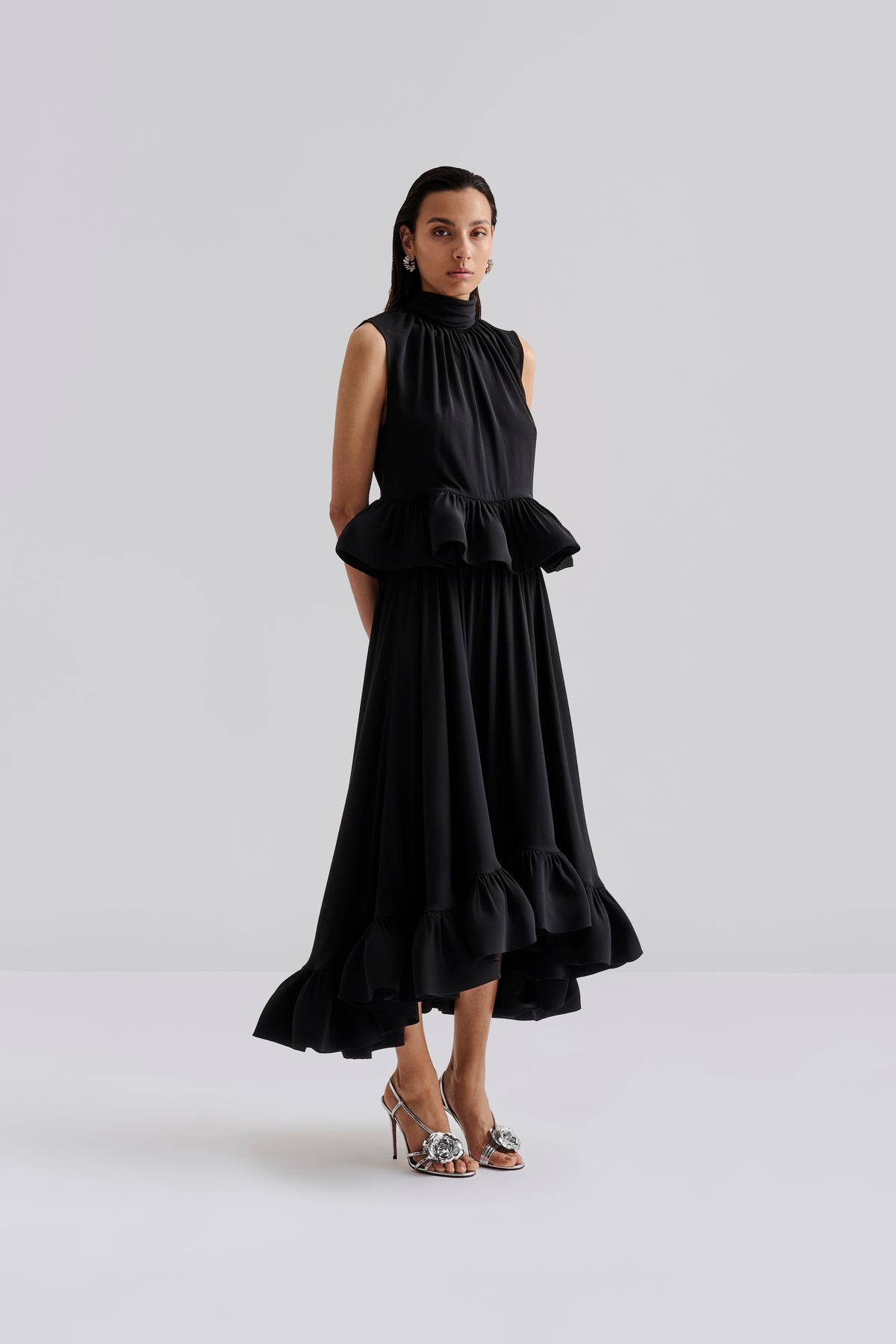 Lune Halterneck Frilled Hem Blouse - Svart