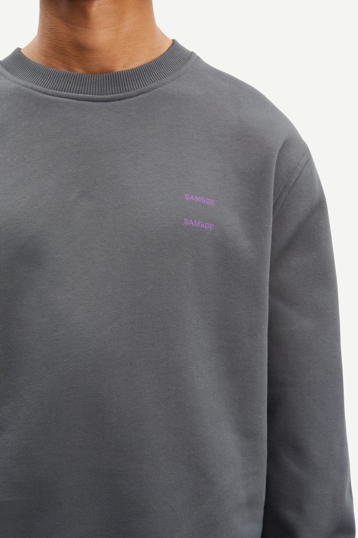 Joel Crew Neck - Volcanic Ash