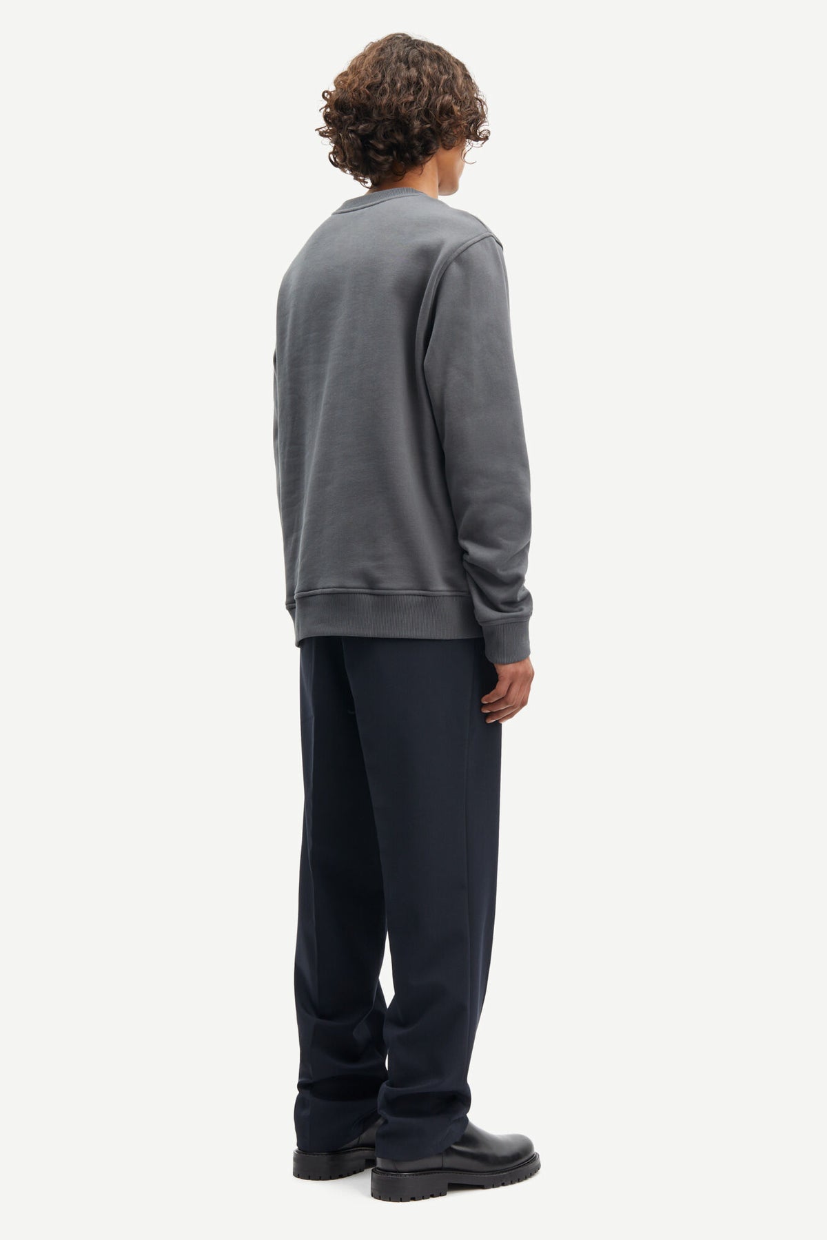 Joel Crew Neck - Volcanic Ash