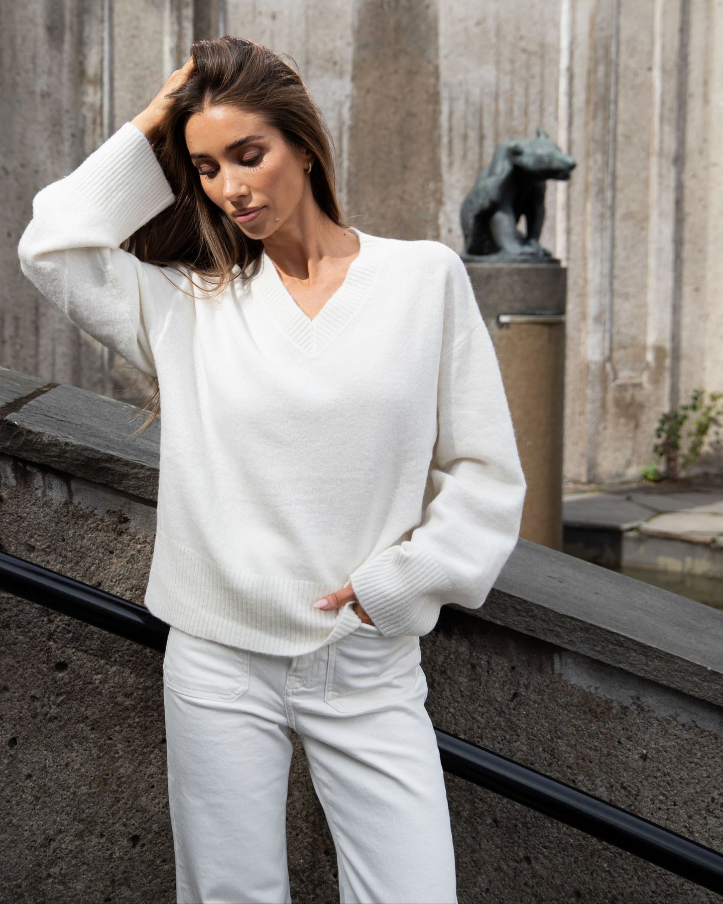 Lina Wool V-Neck Knit Sweater - Off White