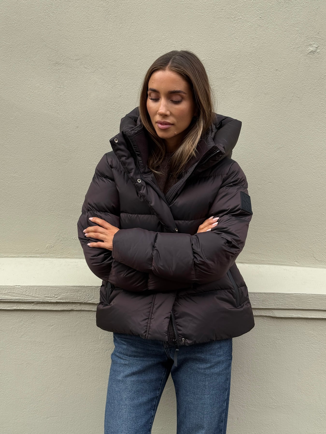 Angelika Down Puffer Jacket - Brown