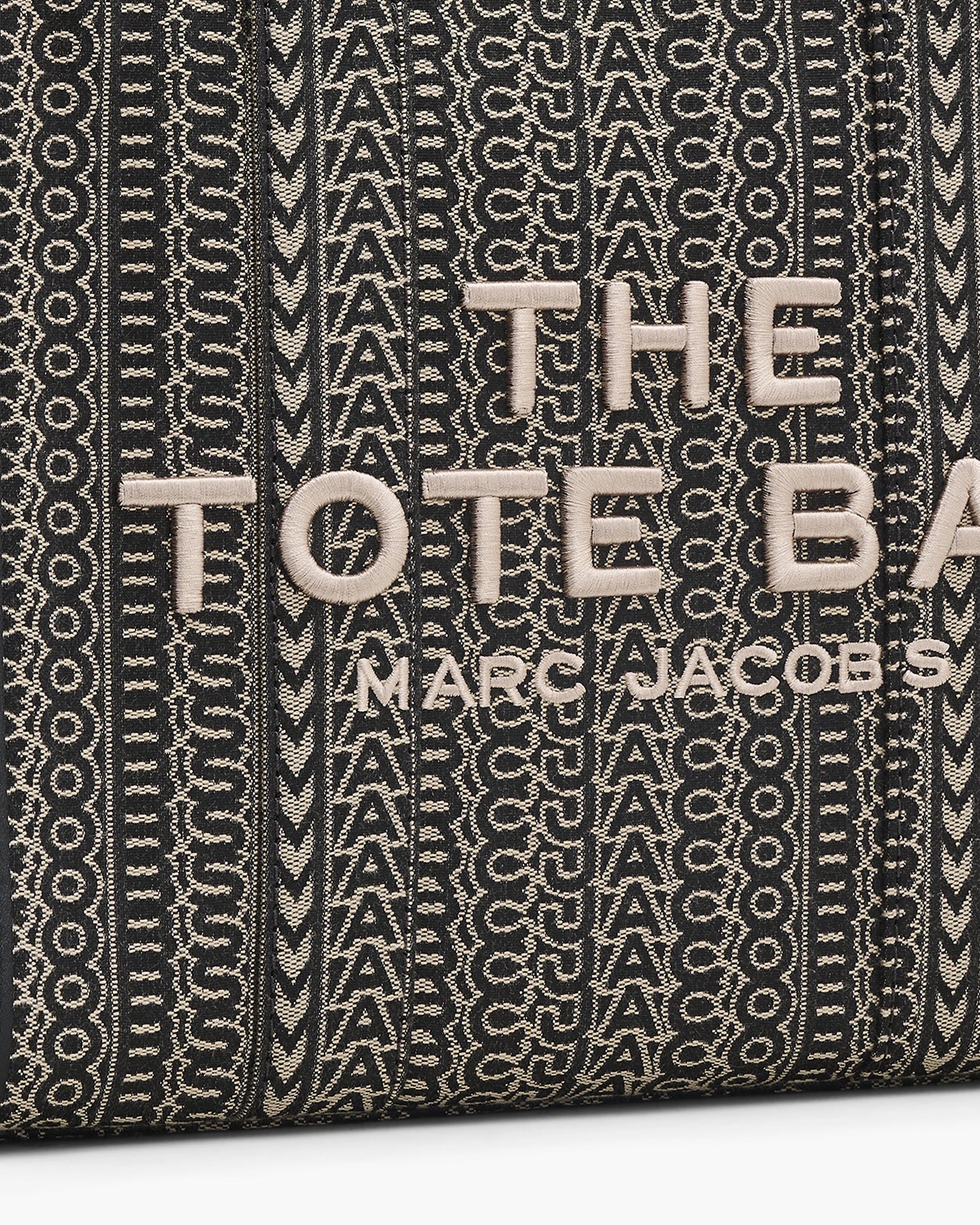 The Jacquard Medium Tote - Beige Multi