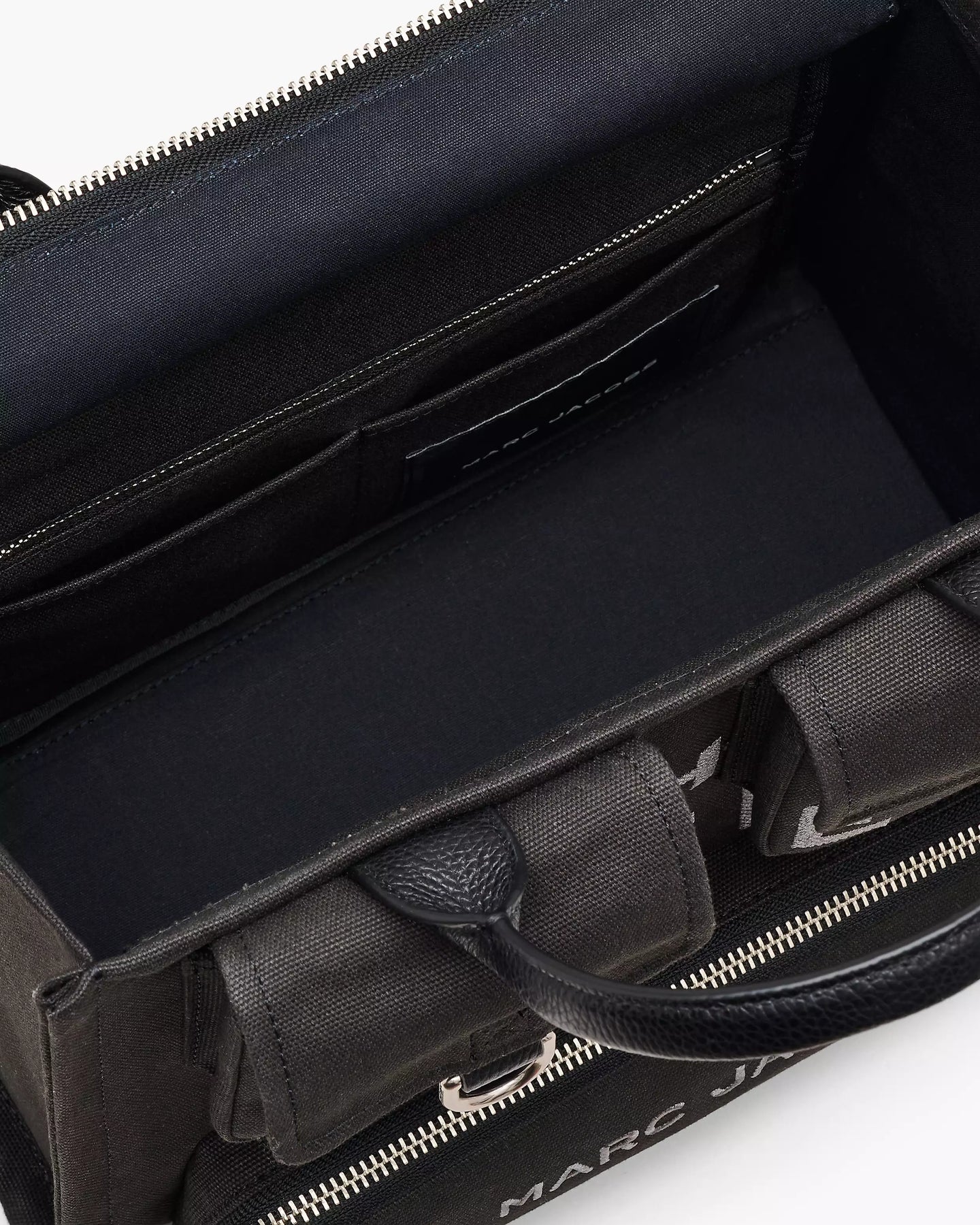 The Medium Pocket Tote - Svart