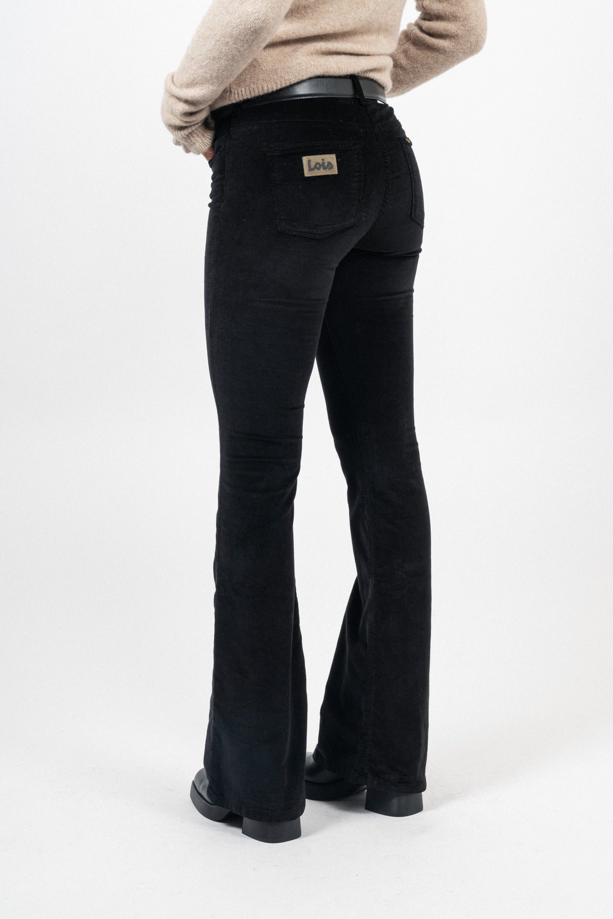 Raval 16 - Shiny Micro - Black