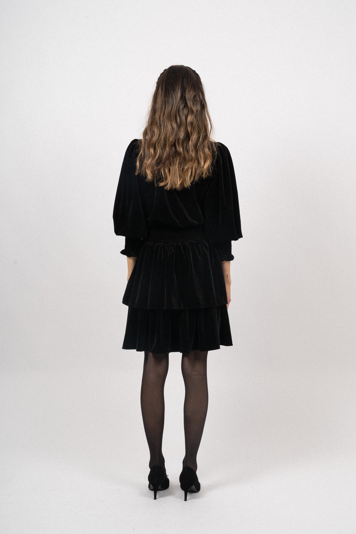 Jade sammetsklänning - svart