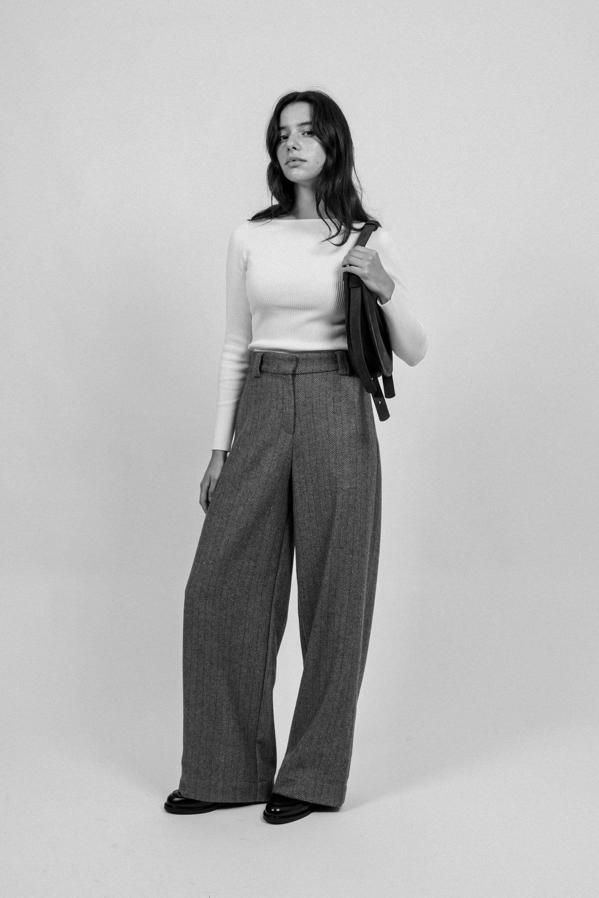 Zoe Herringbone Pant - Black