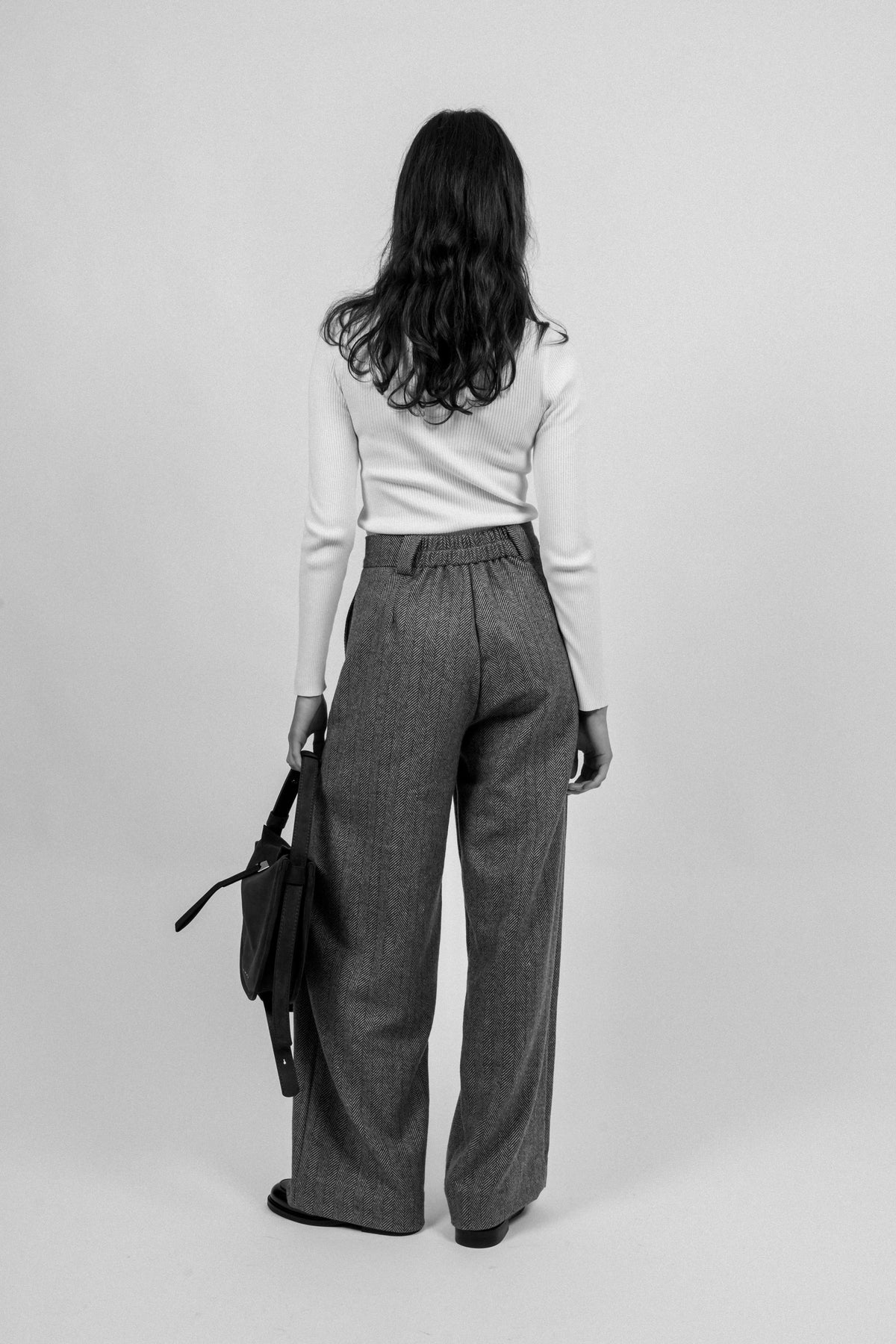 Zoe Herringbone Pant - Black