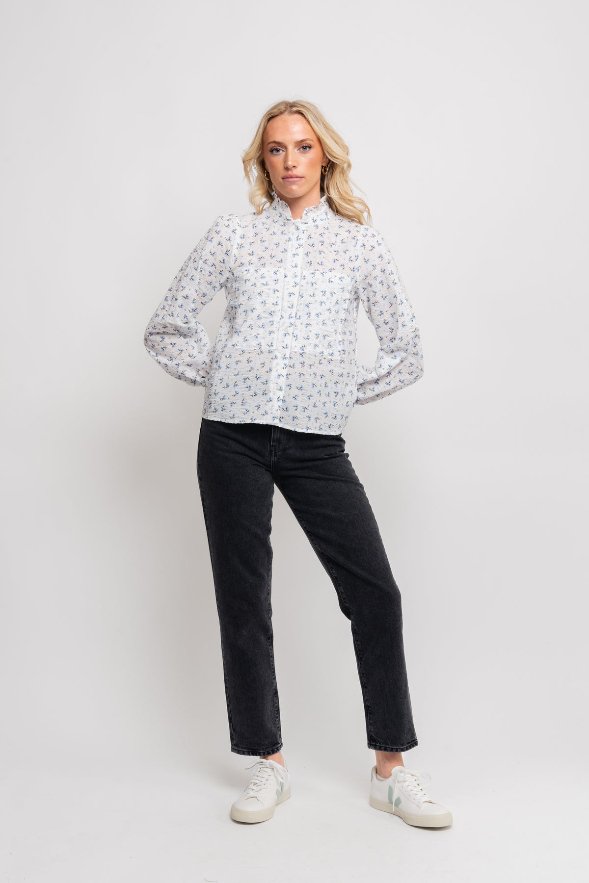Tiffany Shirt - White/Blue