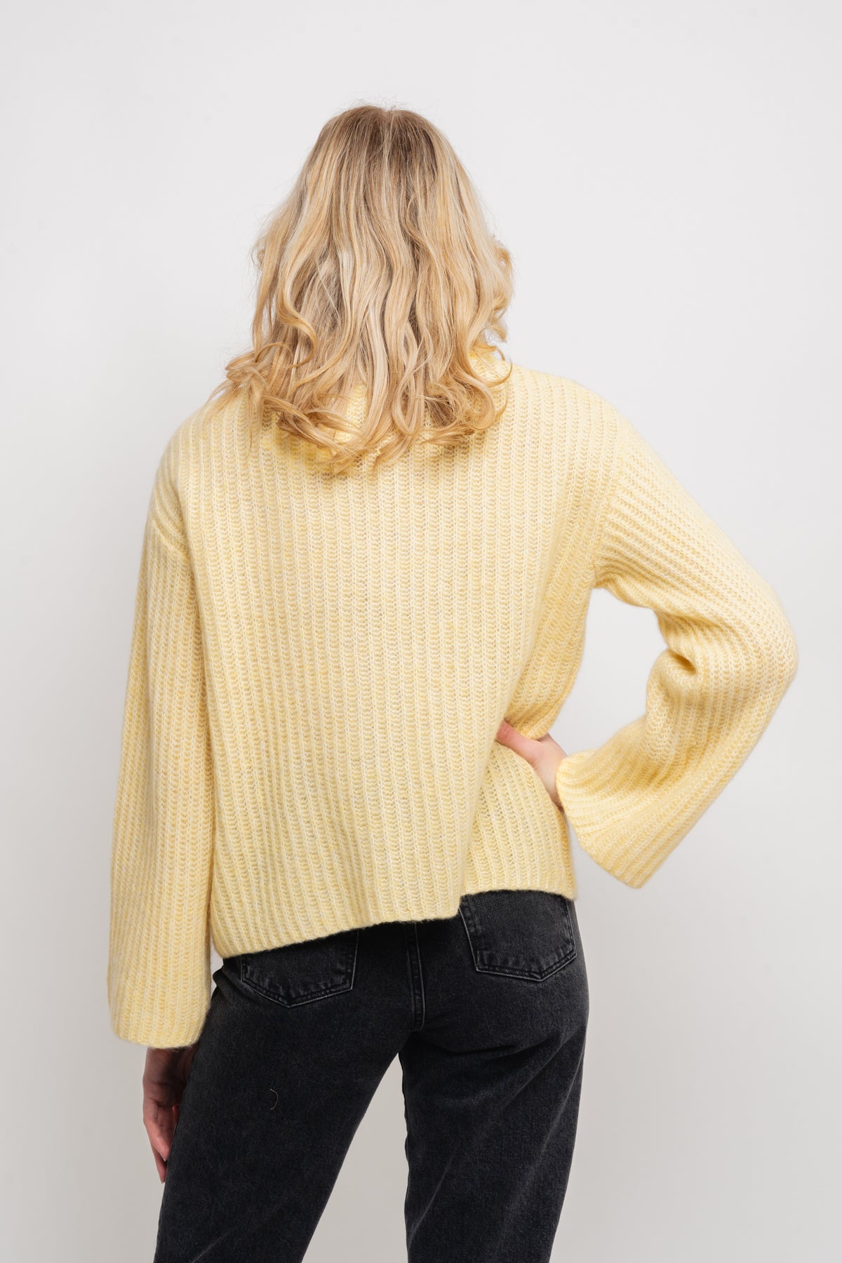Majken Cardigan - Ljusgul