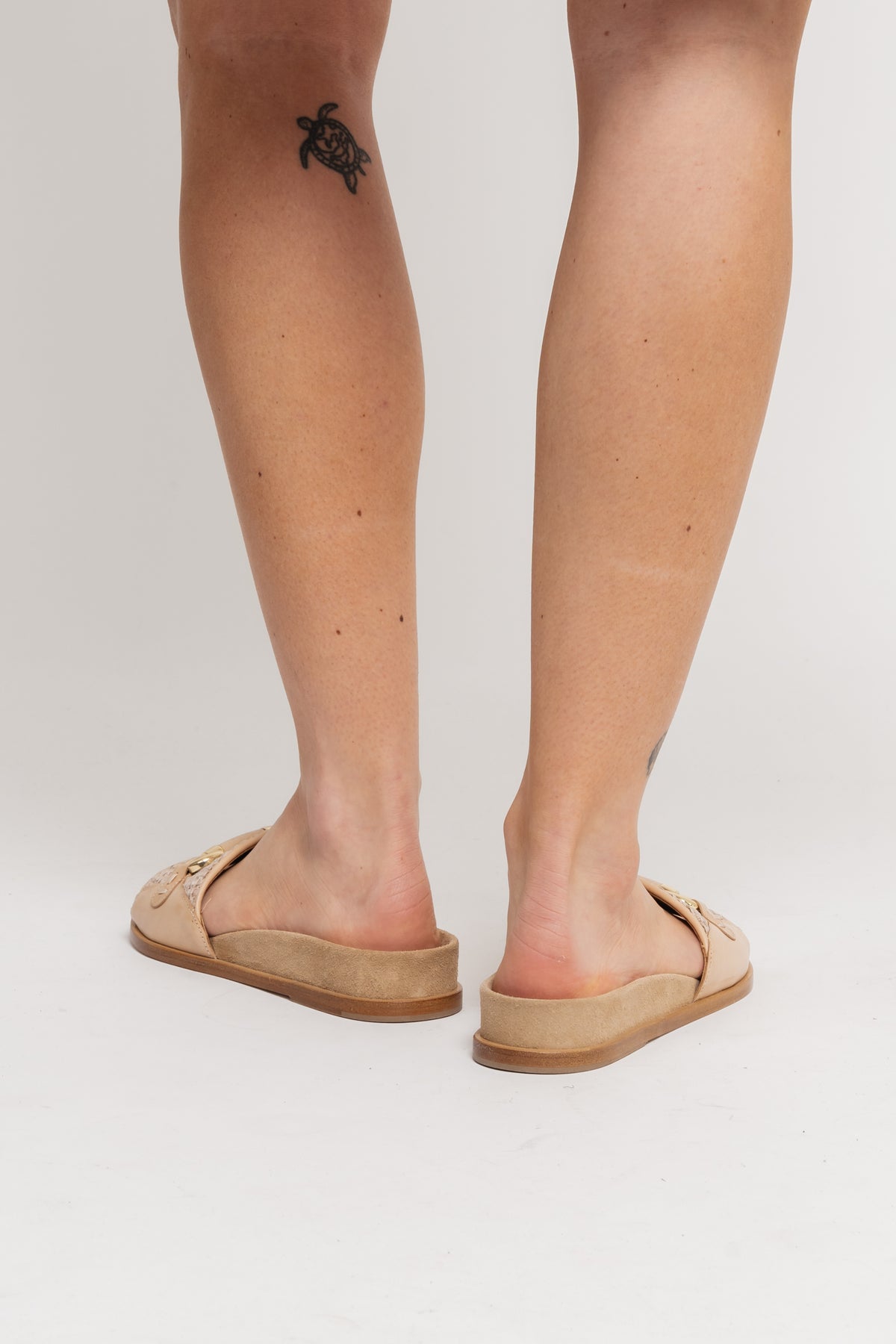9510Ca Toledo Savana Rafia Sandal - Corda/Gold Naturale