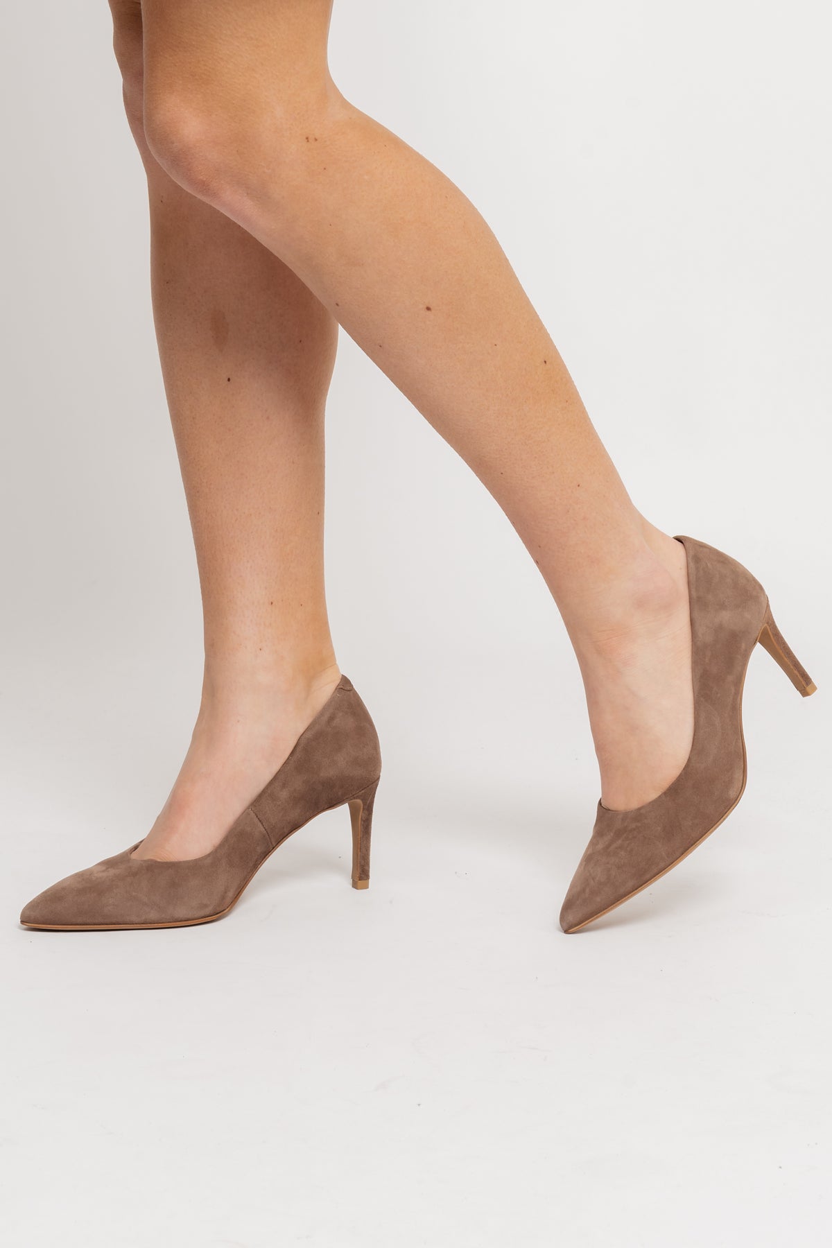 Nubia - Mole Suede