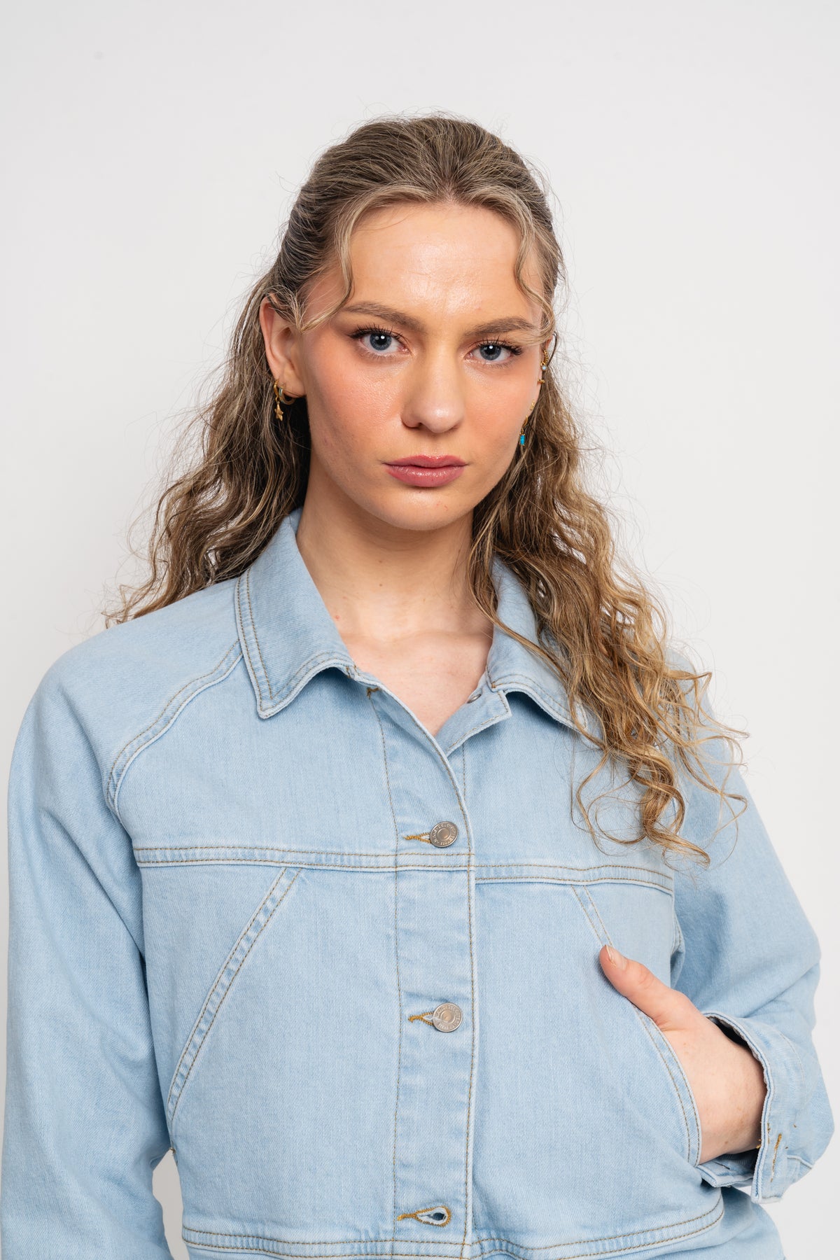 Hazel Ls Denimjacka - Ljusblå denim