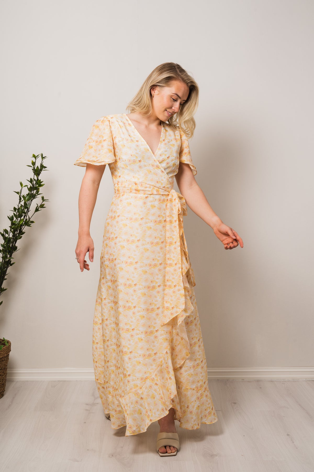 Gabriella Maxi Dress - Yellow Flower
