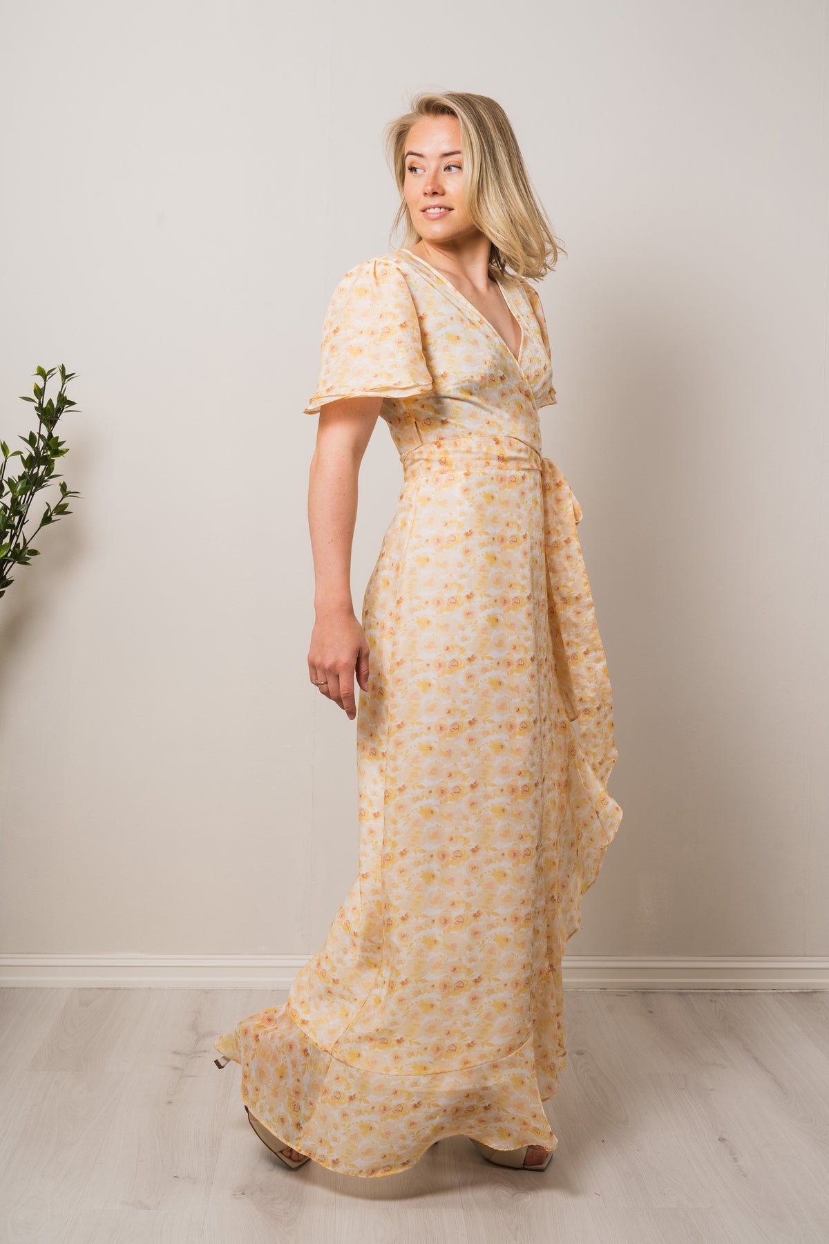 Gabriella Maxi Dress - Yellow Flower