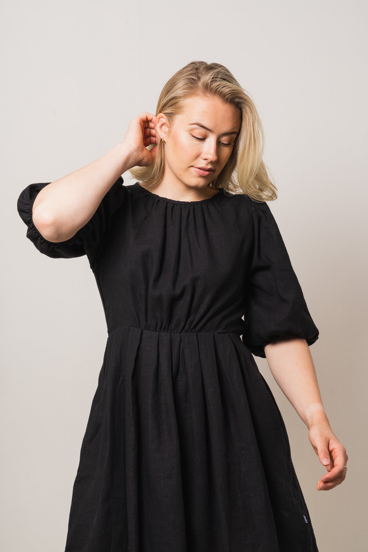 Eli Linen Dress - Black