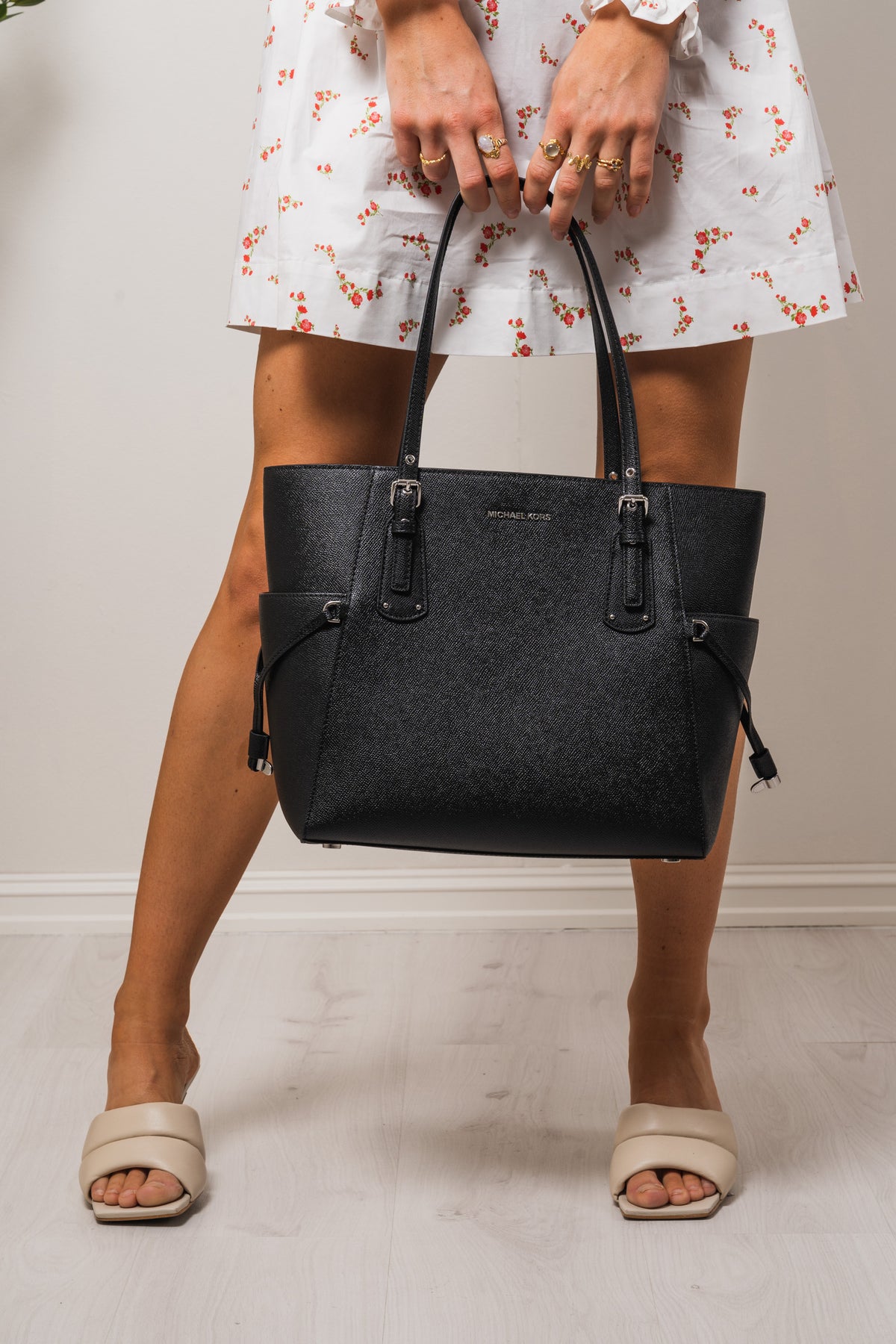Voyager EW Tote - Black