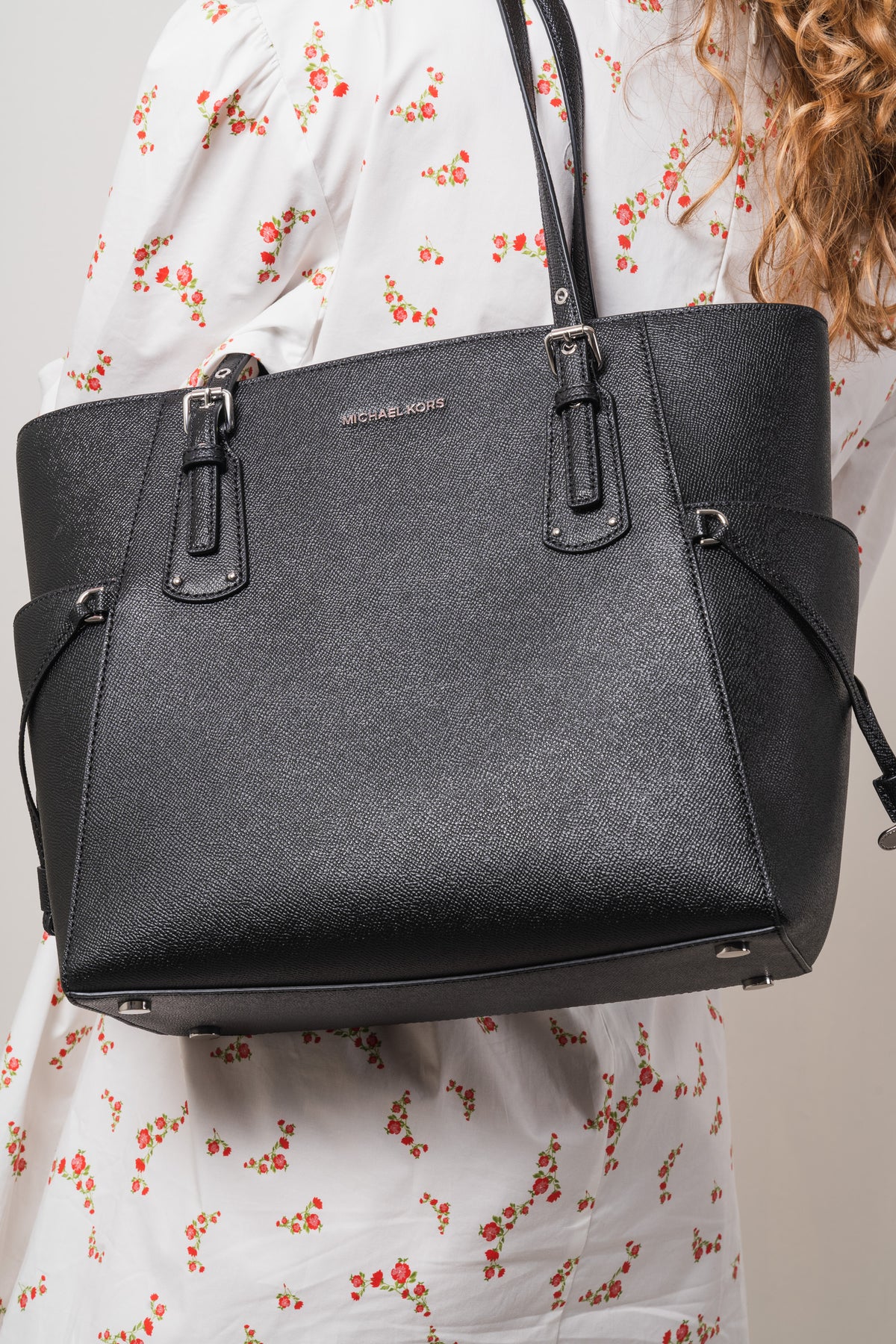 Voyager EW Tote - Black