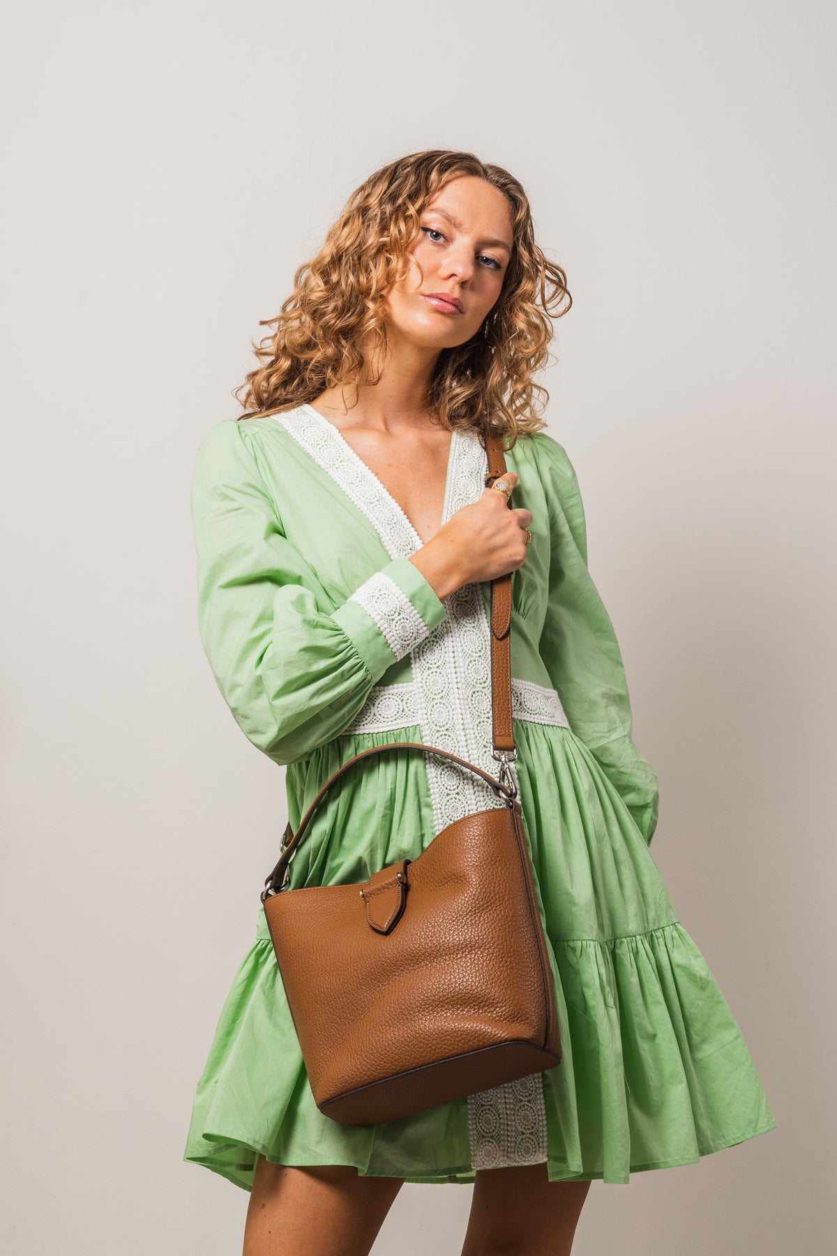 Lexie Small Bucket Bag - Cognac