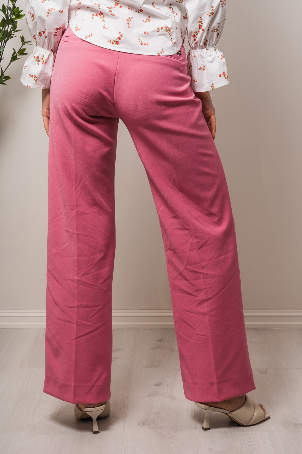 Silvia Palazzo - Azalea Pink