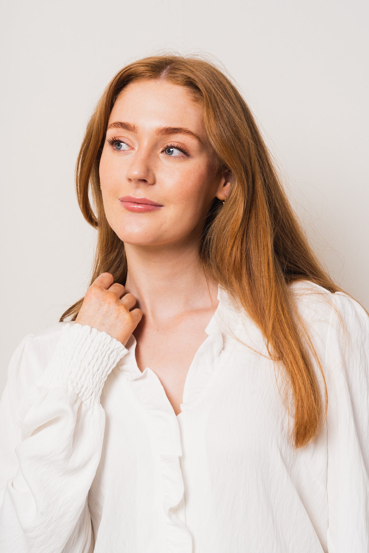 Sueda Frill Shirt - White