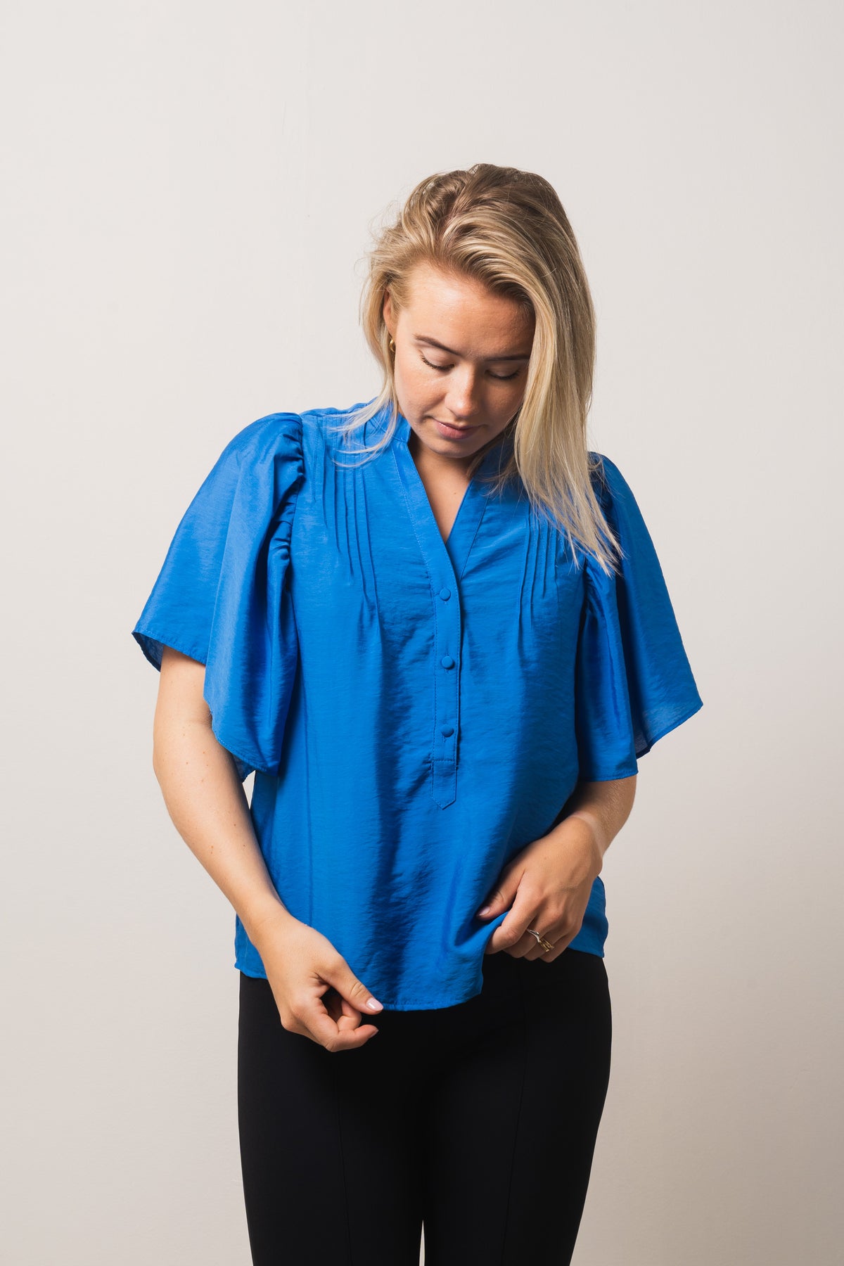 Callum Pintuck Top - New Blue
