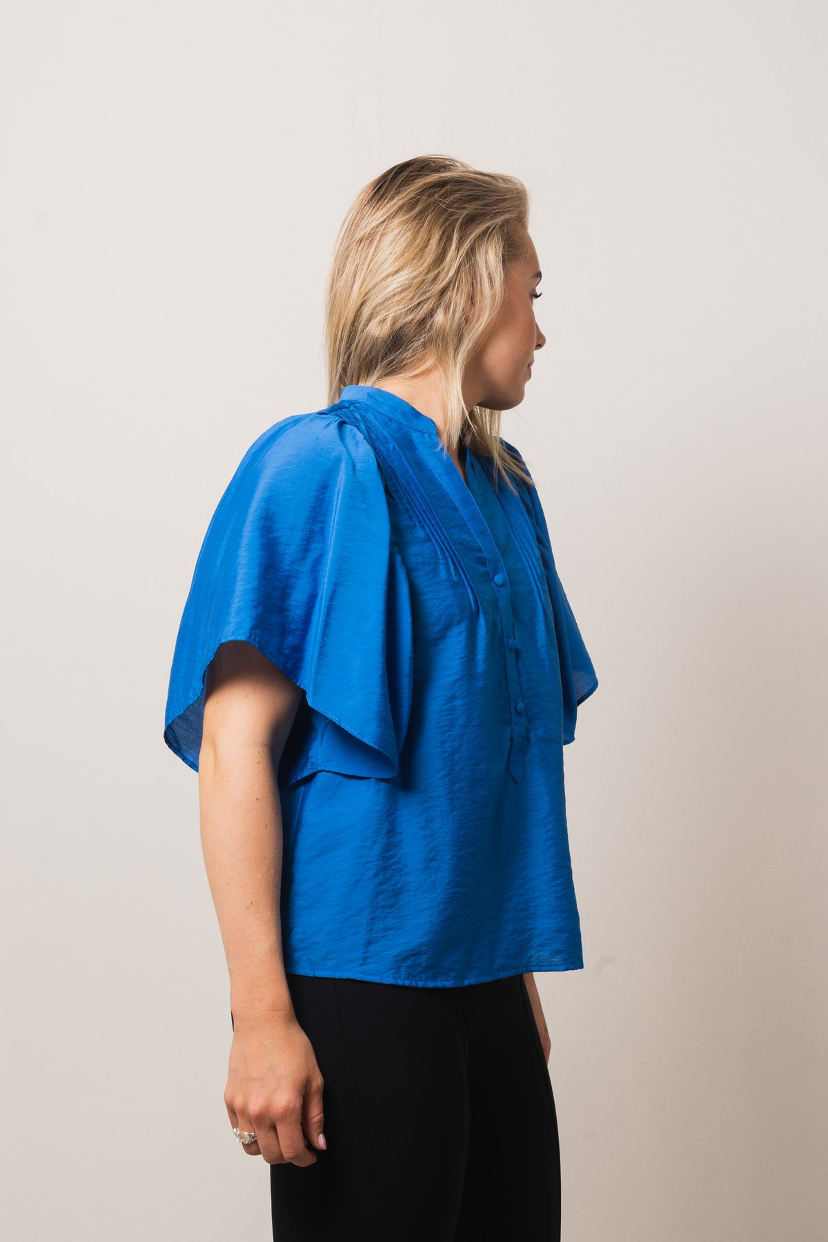 Callum Pintuck Top - New Blue