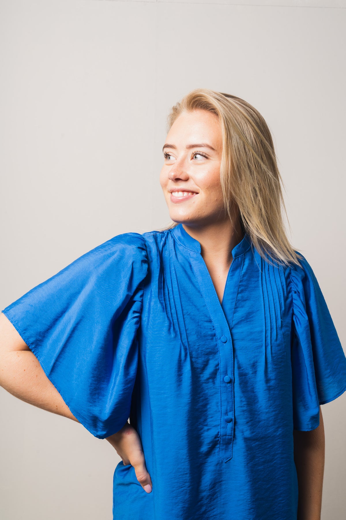 Callum Pintuck Top - New Blue