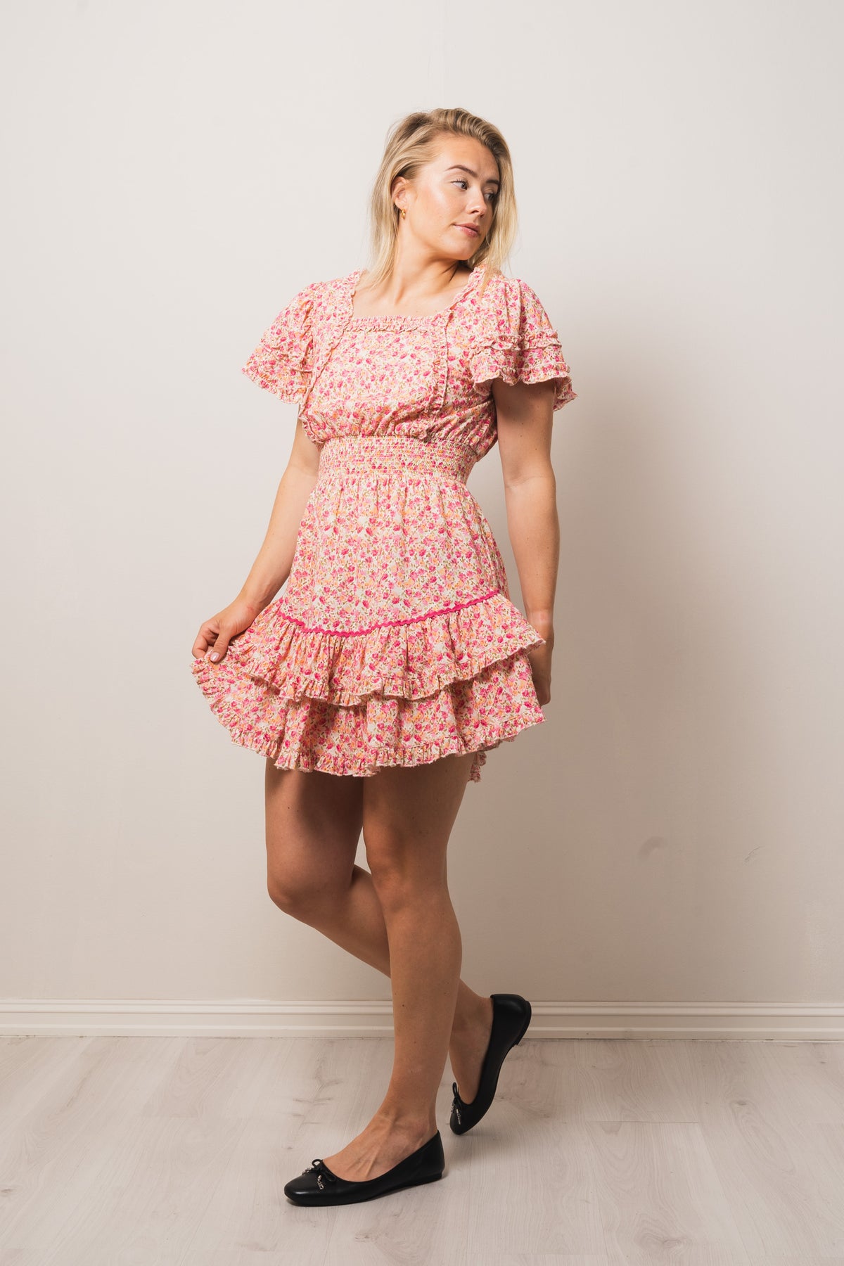 Chiara Dress - Peachy Pink