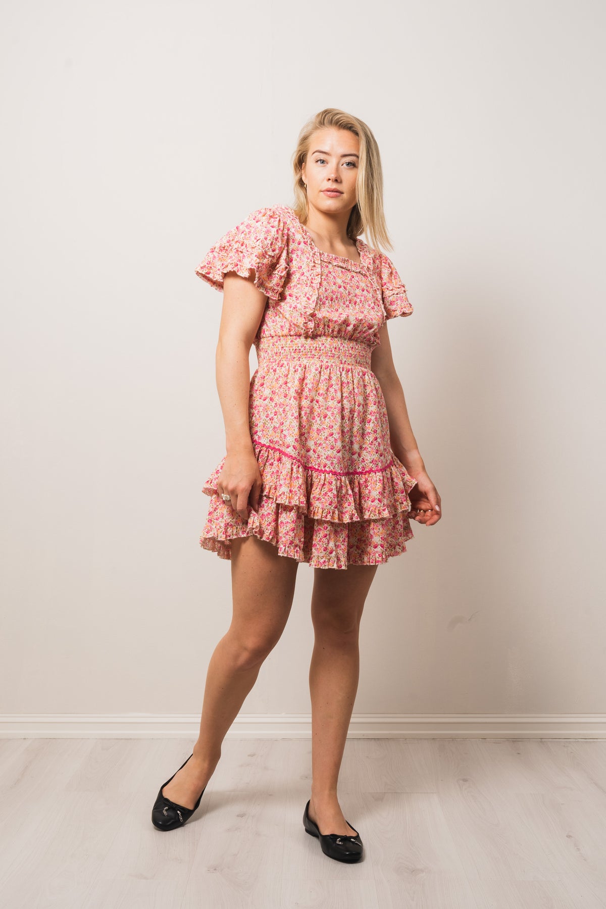 Chiara Dress - Peachy Pink