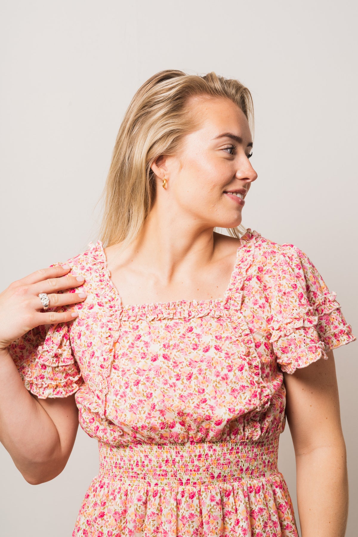 Chiara Dress - Peachy Pink