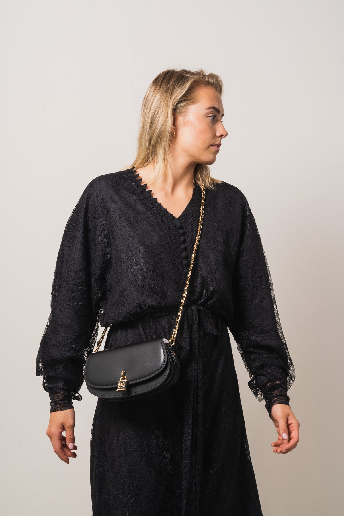 Mila Small Chain Sling Messenger Bag - Black