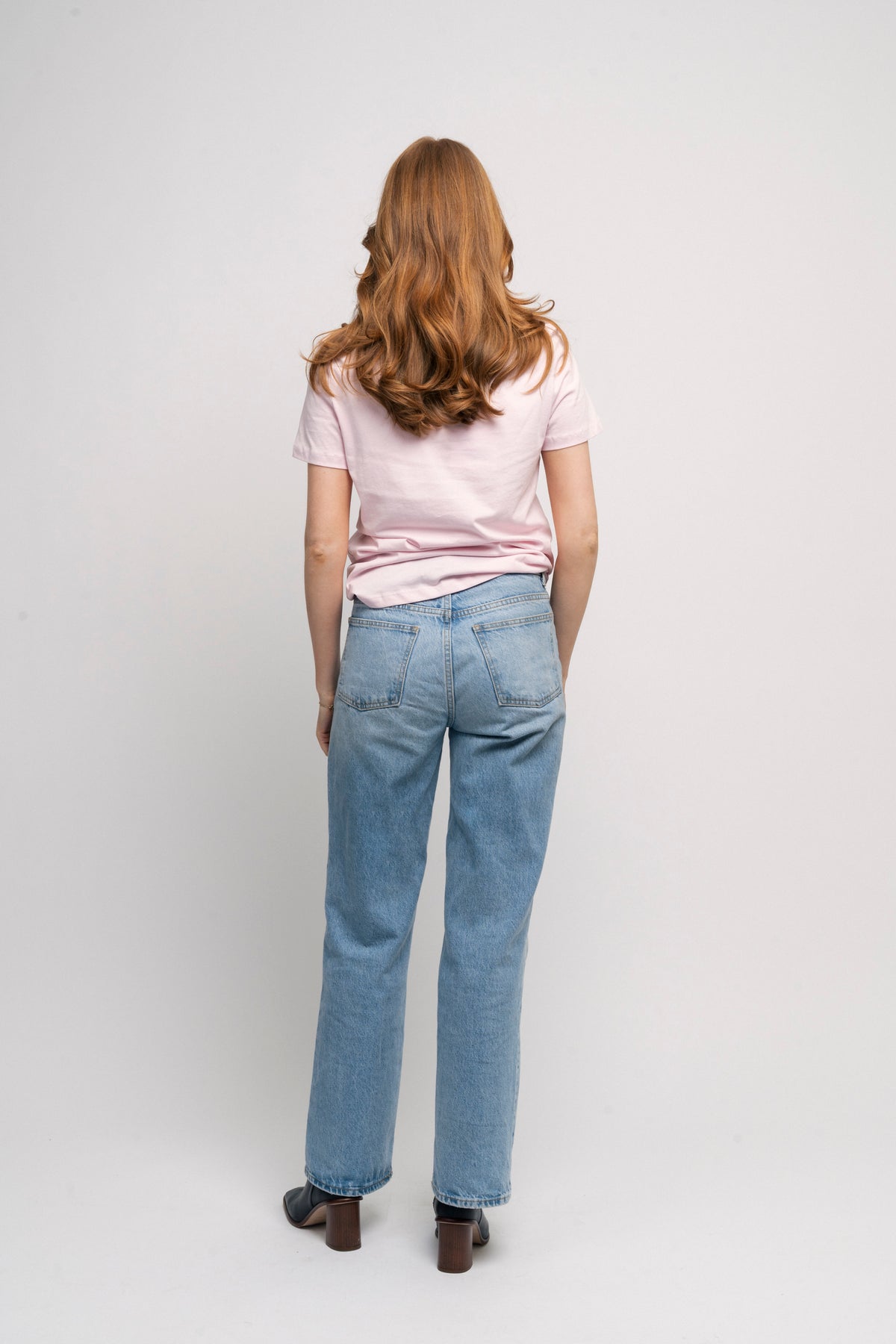 Essential Ss V-Neck Tee - Cradle Pink