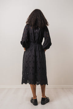 Yaskanga 7/8 Midi Dress - Black