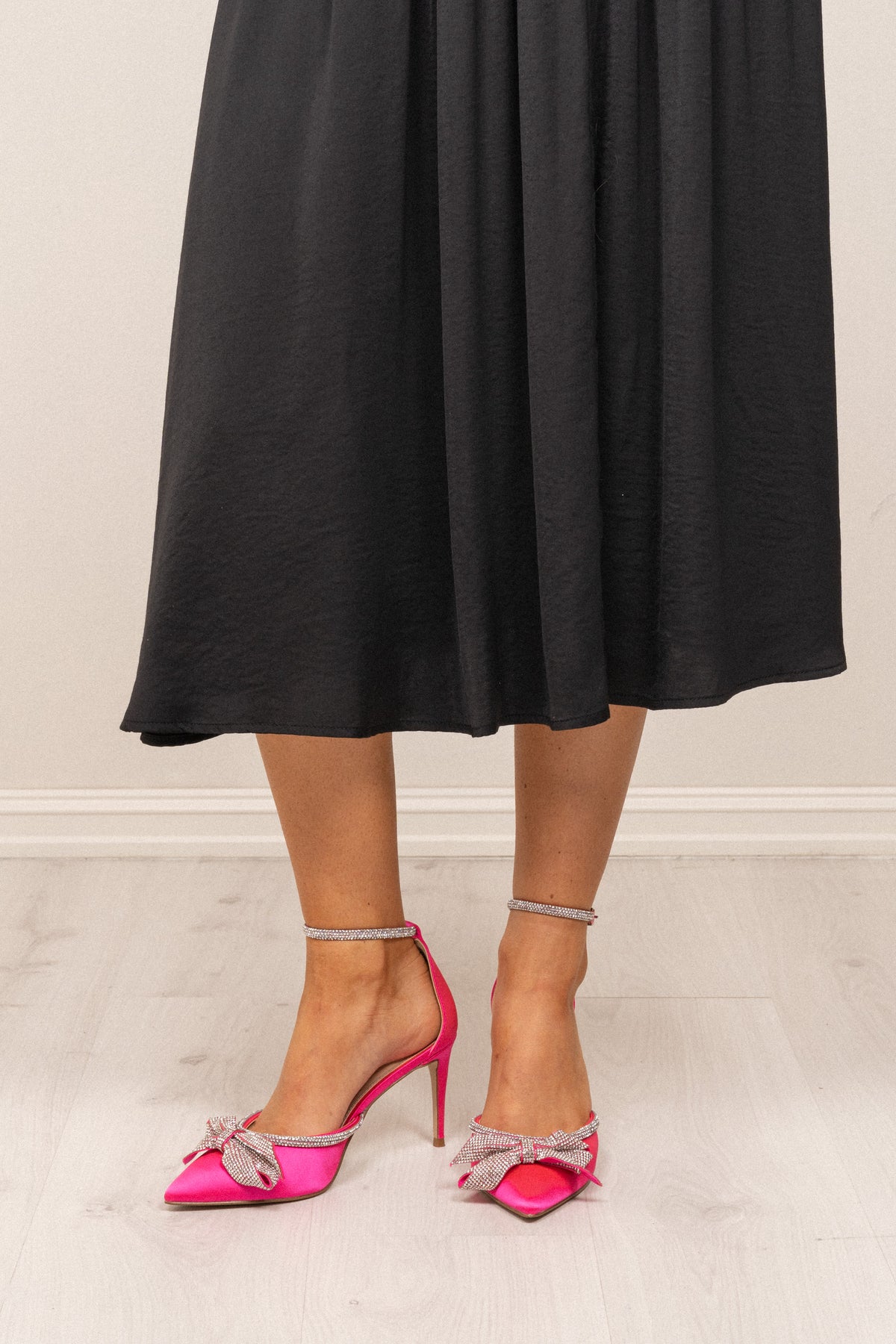 Lumiere - Fuchsia Satin