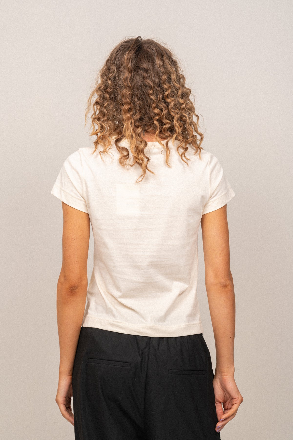 Regular Tonal Shield SS T-Shirt - Linen