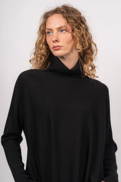 Merino Long Wide Turtleneck - Black