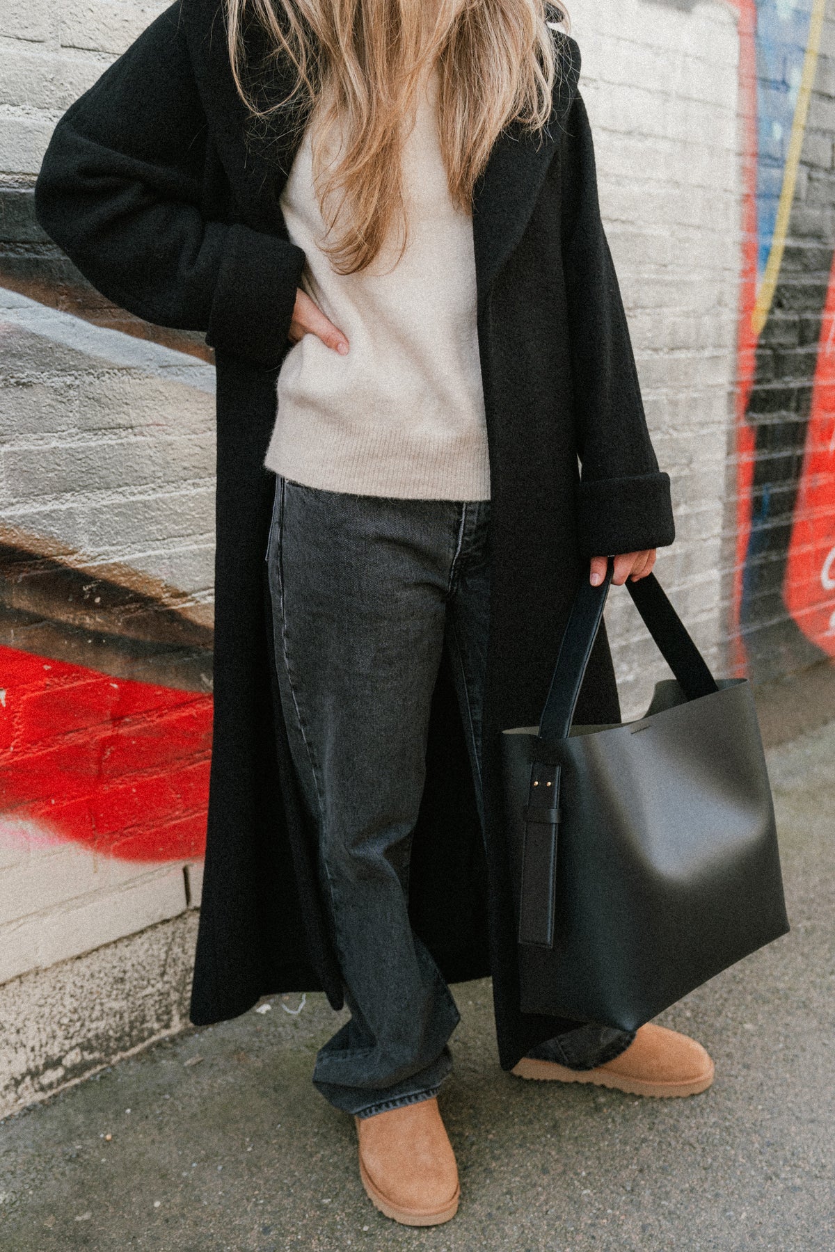 Leata Maxi Leather Bag - Black Silver