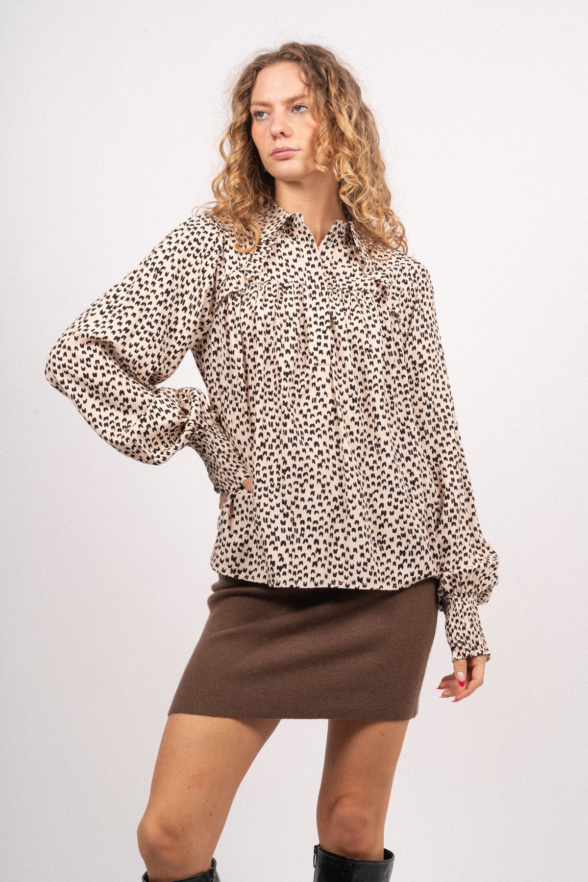 Butterdotcc Frill Blouse - Powder