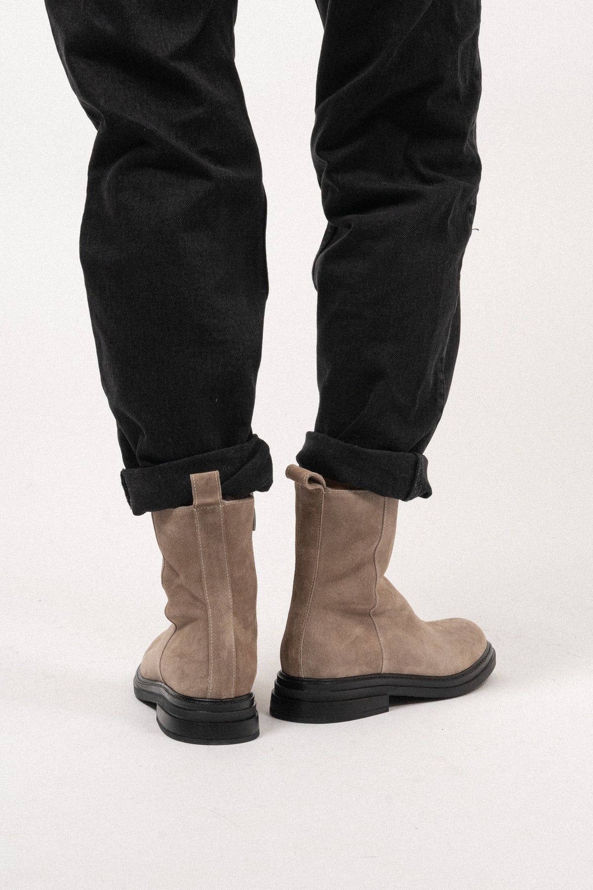 9053M Carol Foret - Velour Sesamo