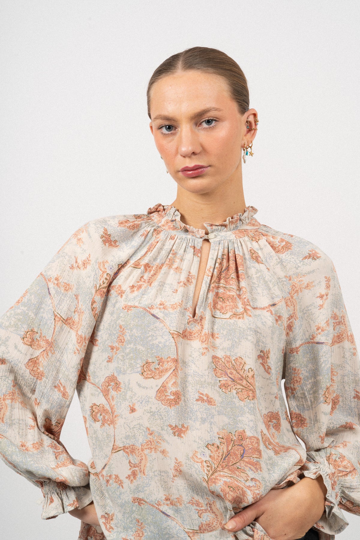 Alva Blouse - Beige