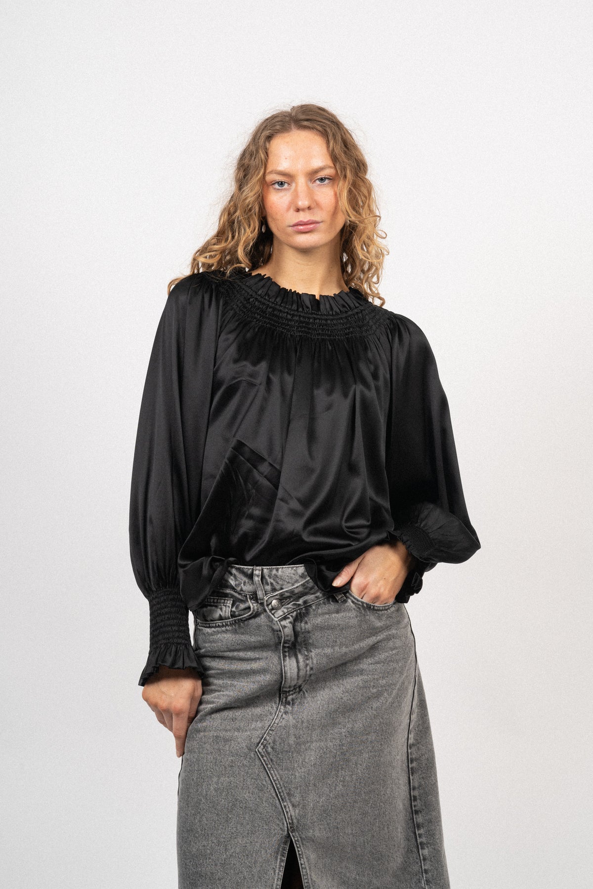 Mila Blouse - Black