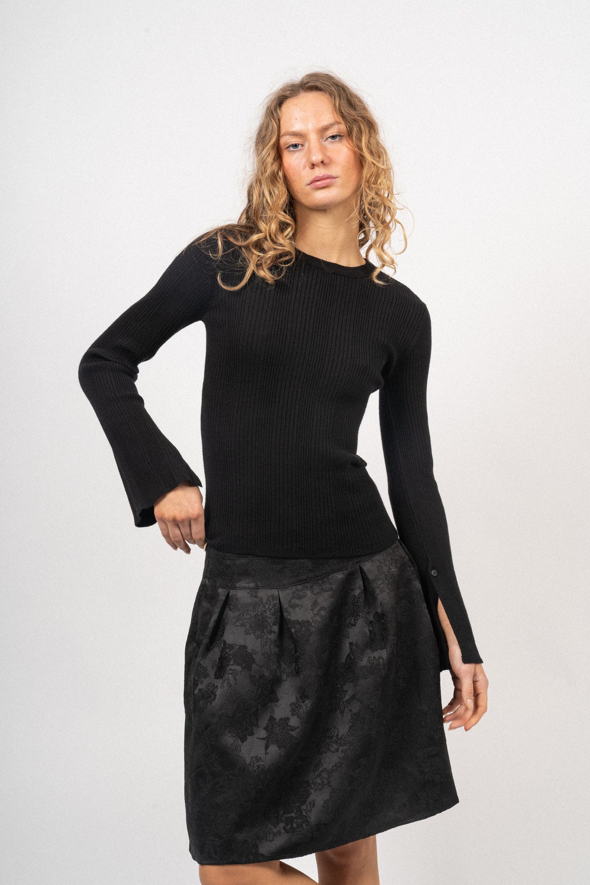 Vendela Rachelle Pullover - Black