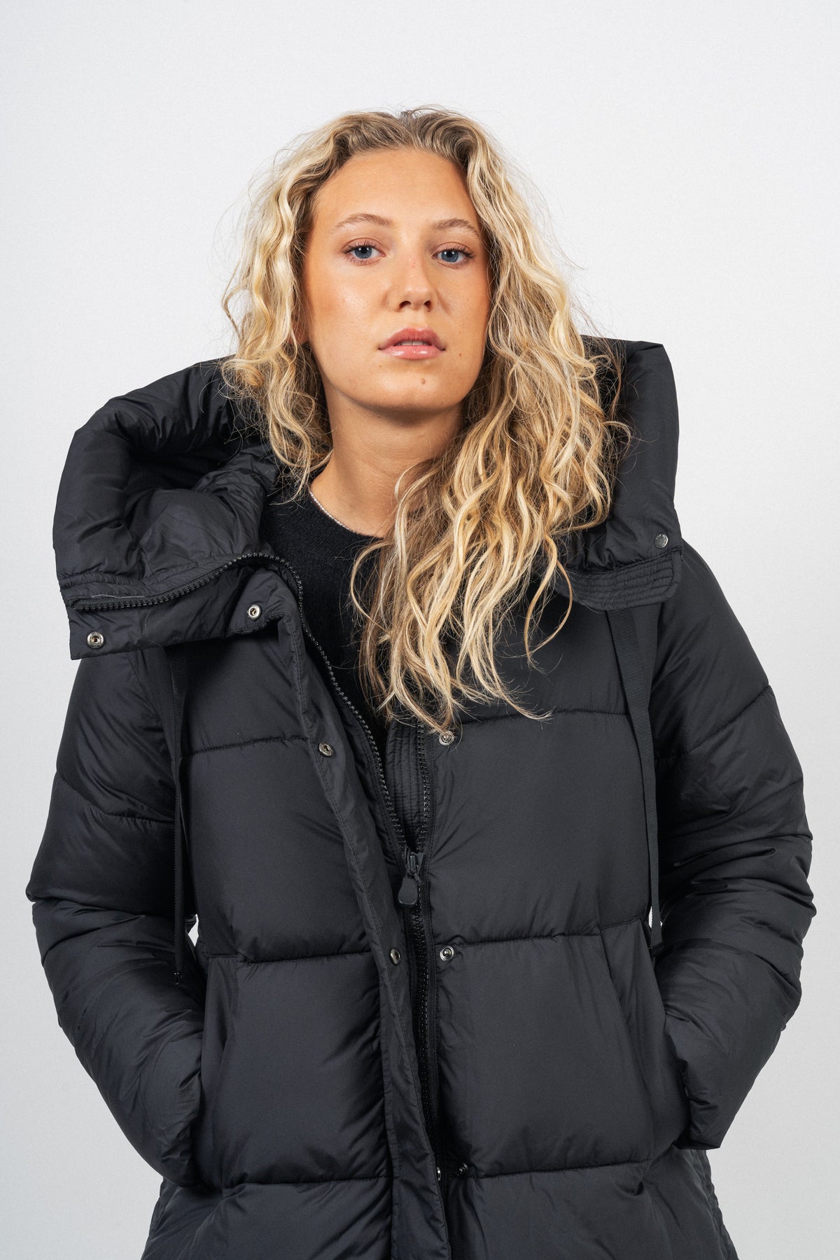 Erin - Black