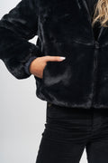 Jeon - Black