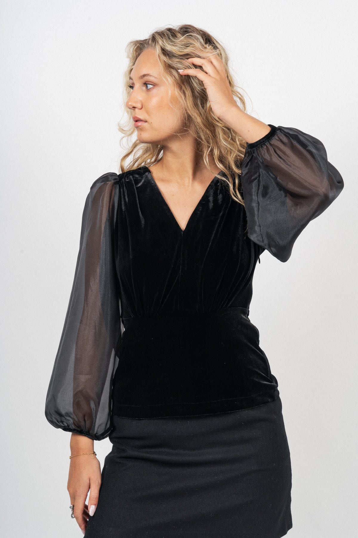 Hazel Velour Top - Black