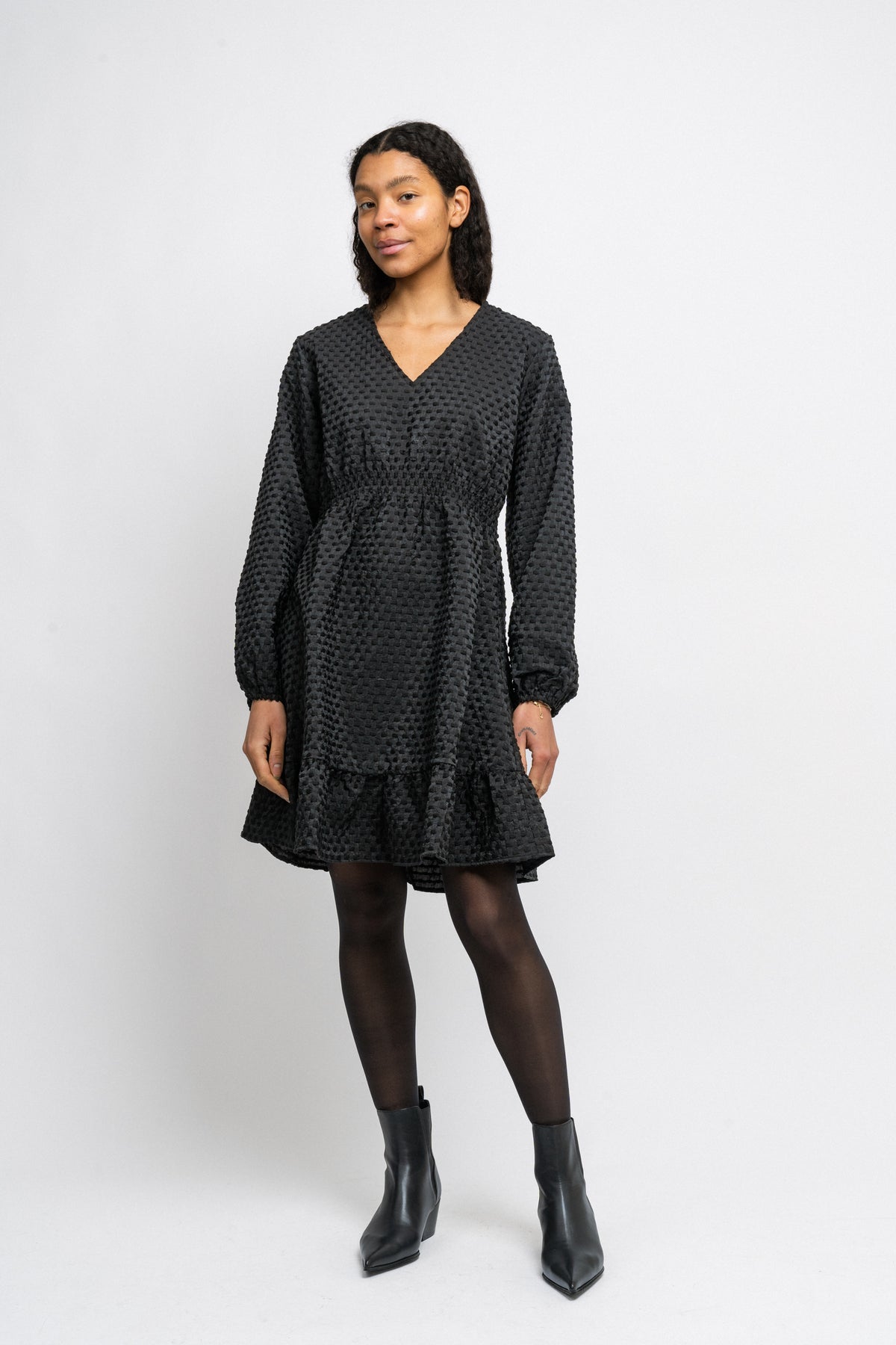 Hensella Dress - Black