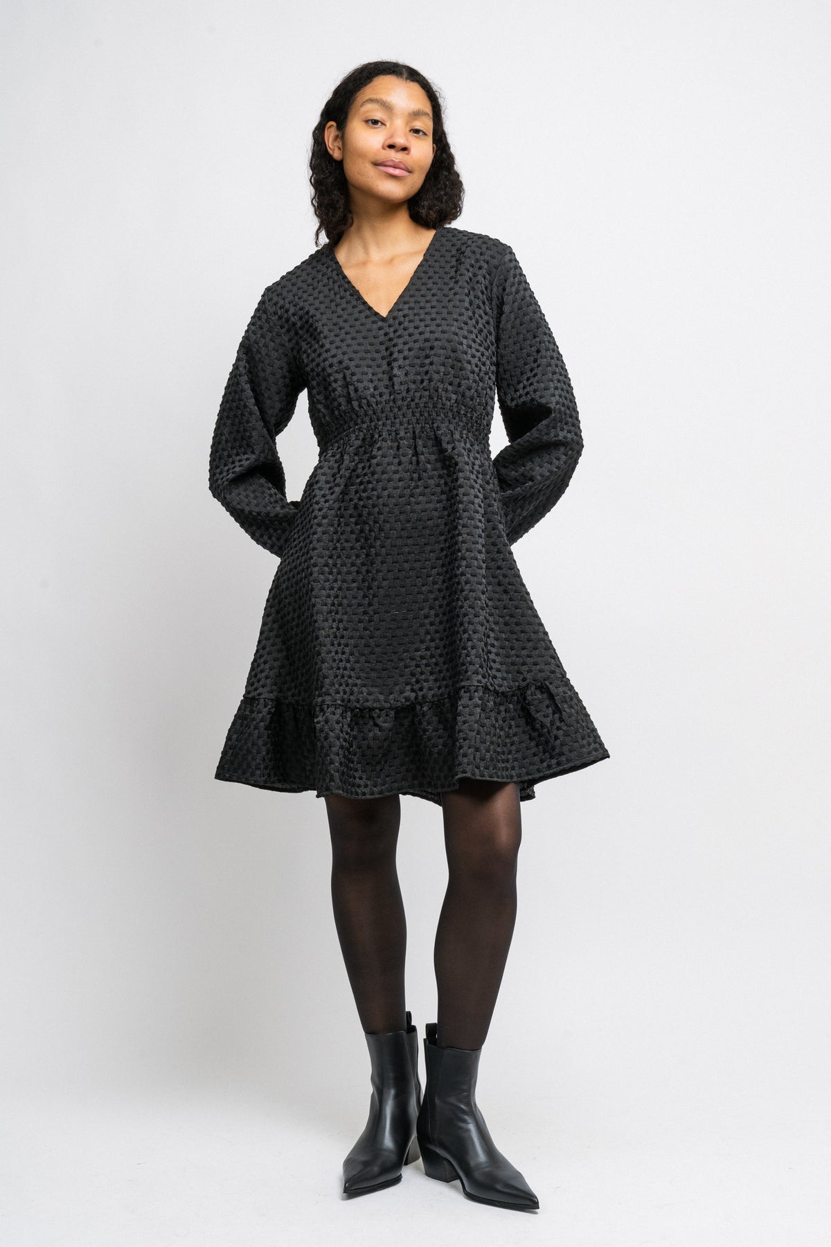 Hensella Dress - Black