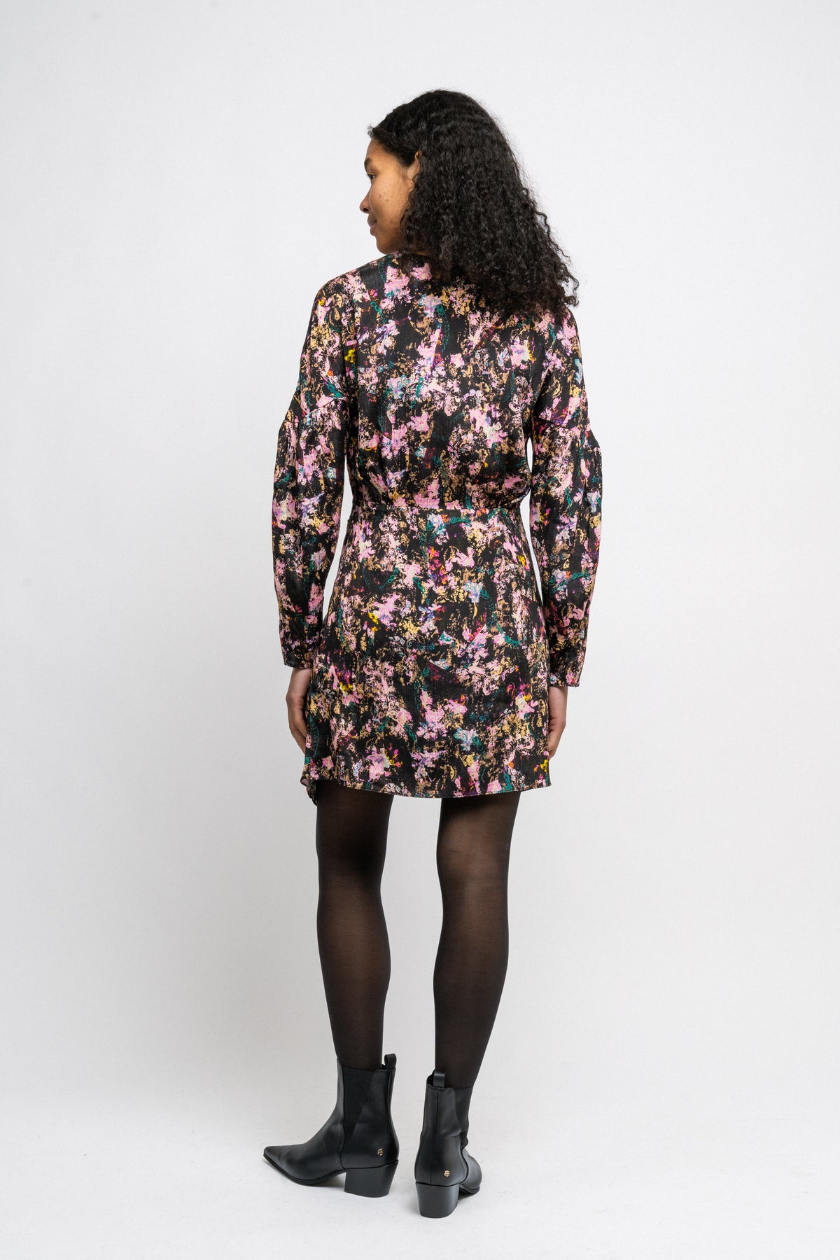 Divam - Multico Pink
